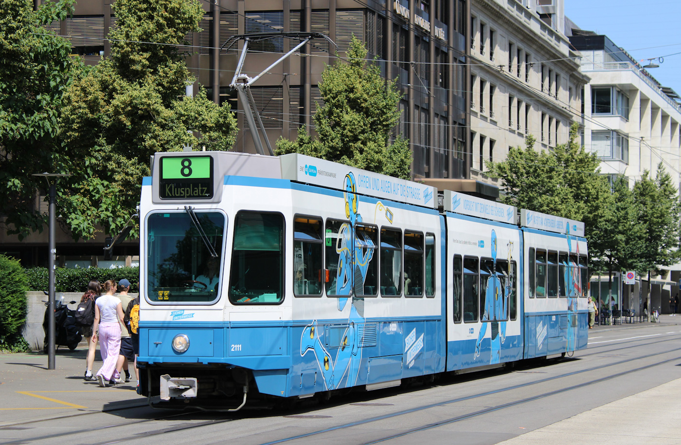Цюрих, SWP/SIG/ABB Be 4/8 "Tram 2000 Sänfte" № 2111
