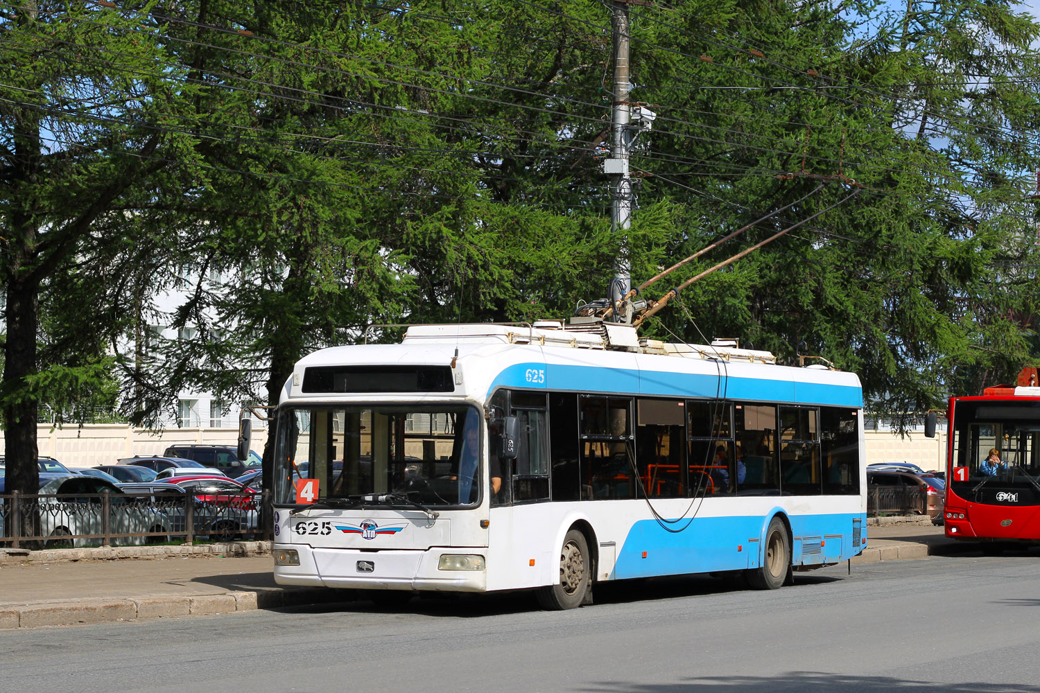 Киров, БКМ 321 № 625