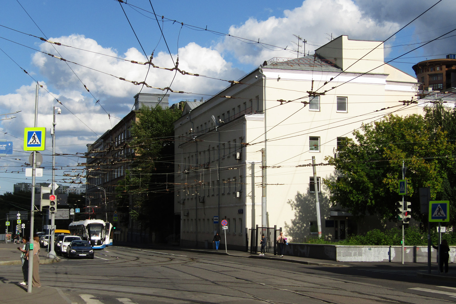 Москва — Закрытые троллейбусные линии; Москва — Трамвайные линии: ЦАО; Москва — Троллейбусные линии: ЦАО Москва — Закрытые троллейбусные линии; Москва — Трамвайные линии: ЦАО; Москва — Троллейбусные линии: ЦАО