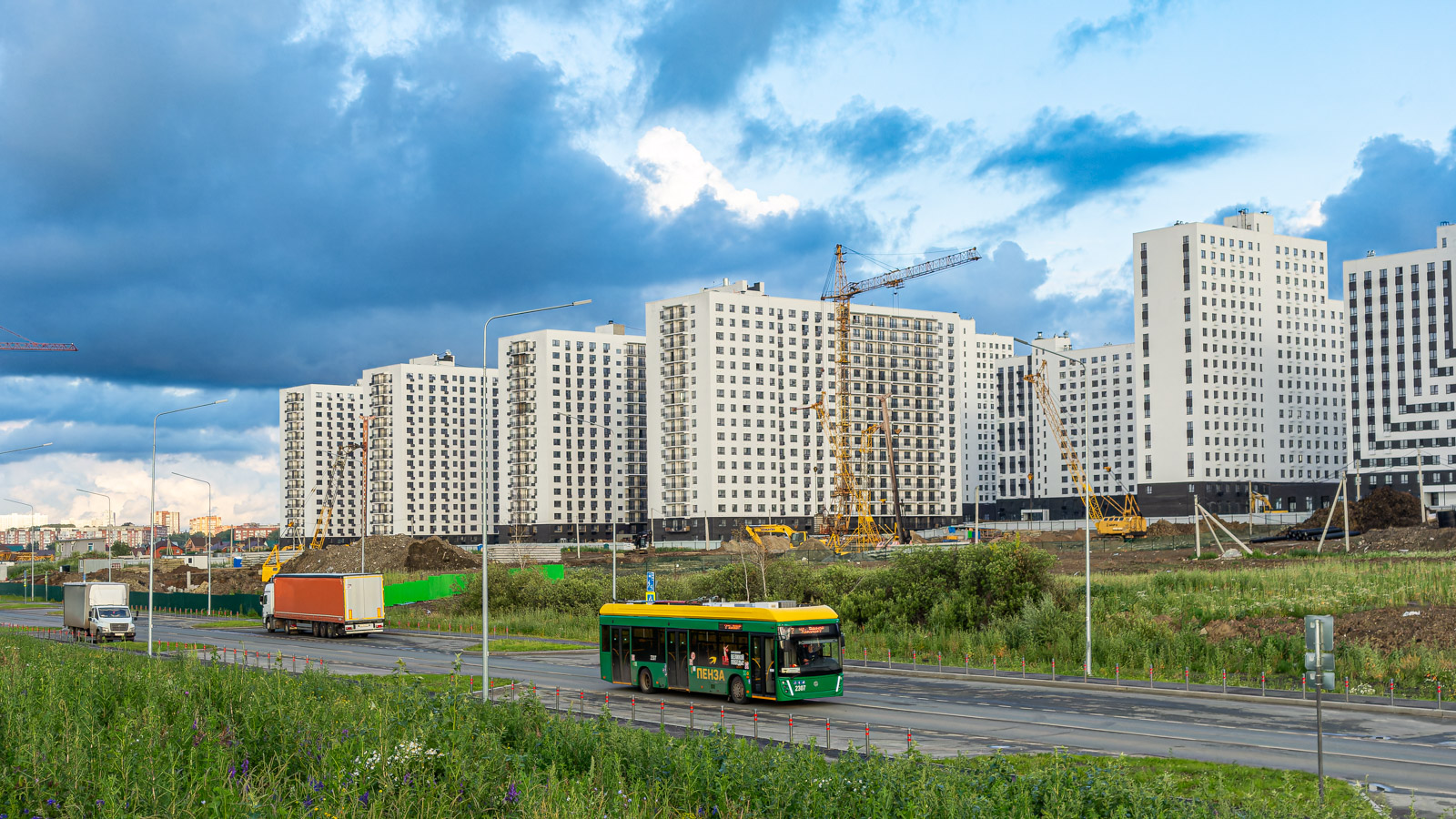 Пенза, УТТЗ-6241.01 «Горожанин» № 2307