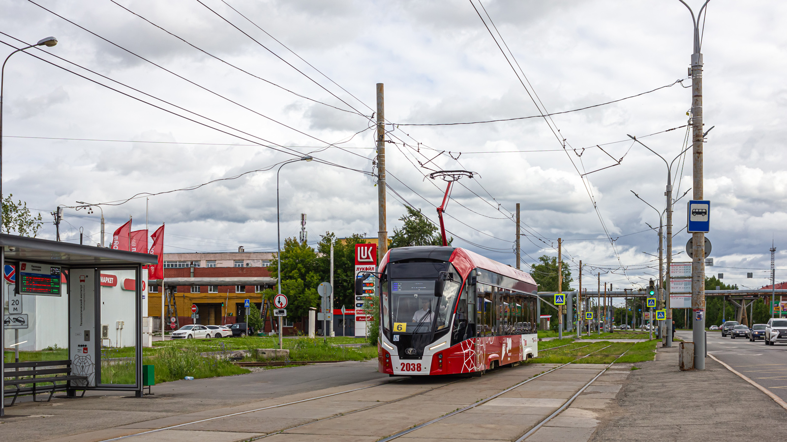 Пермь, 71-911ЕМ «Львёнок» № 2038