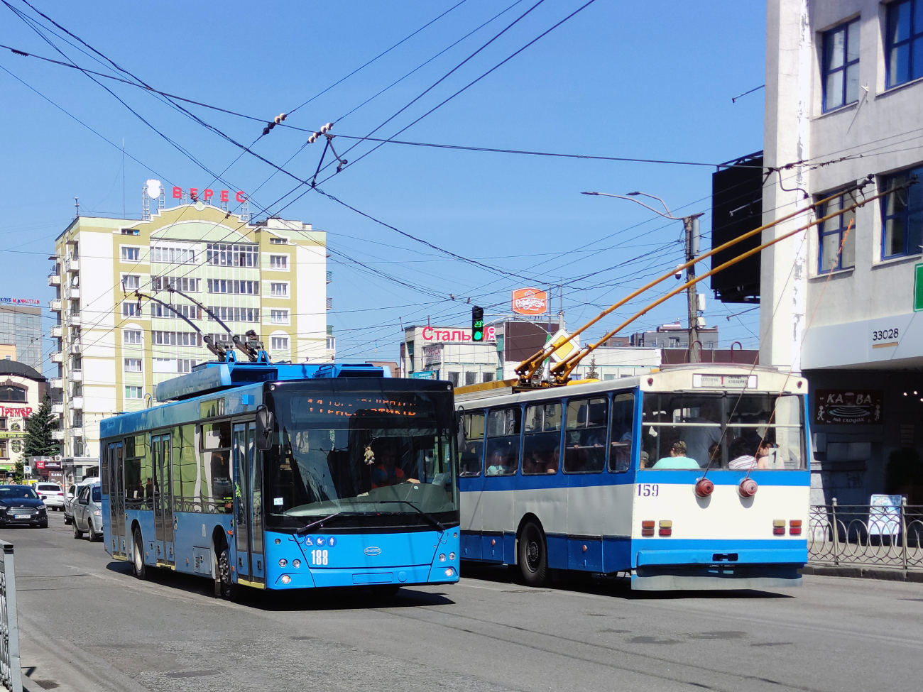 Ровно, Дніпро Т203 № 188