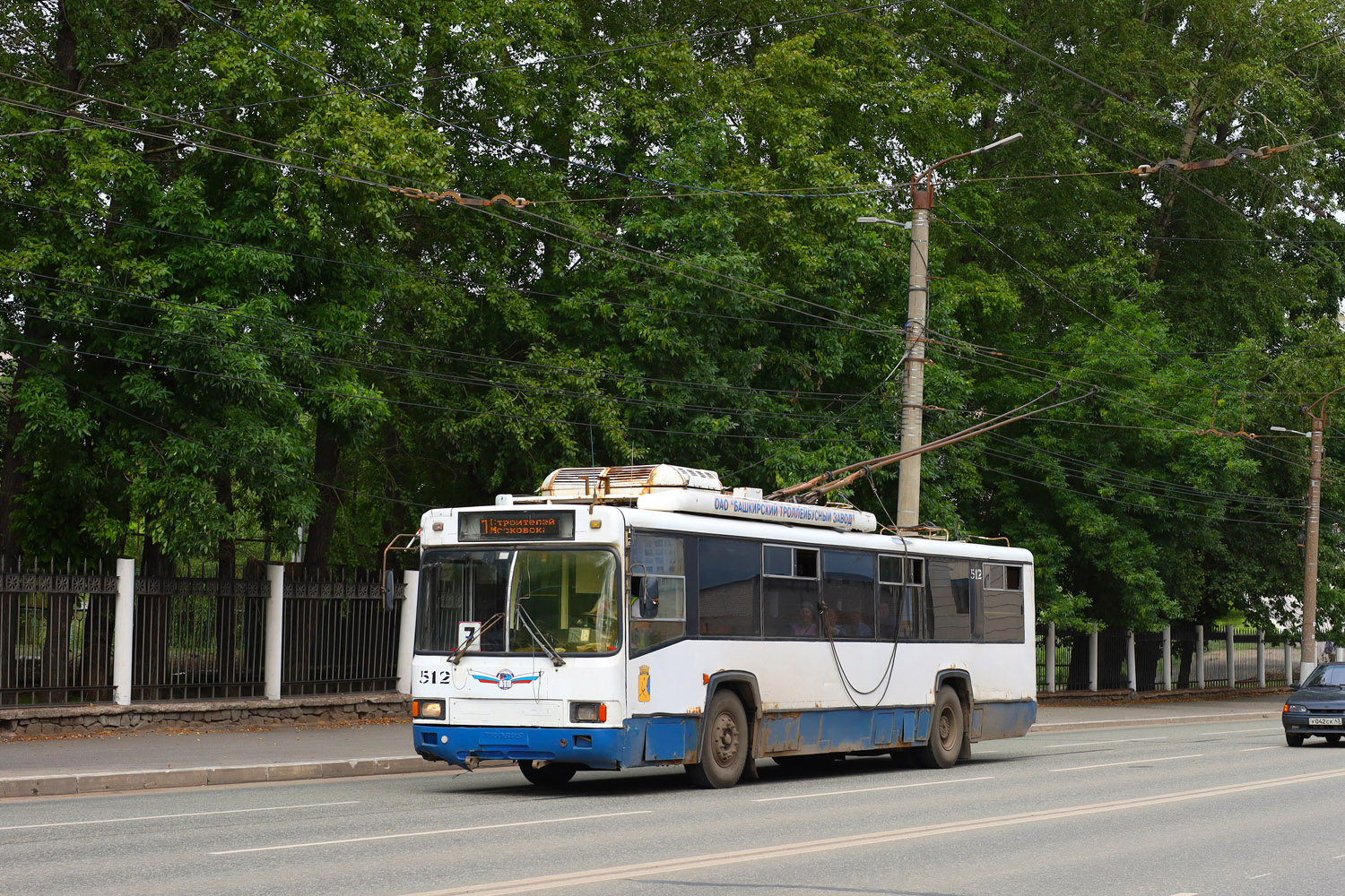 Киров, БТЗ-52764Р № 512