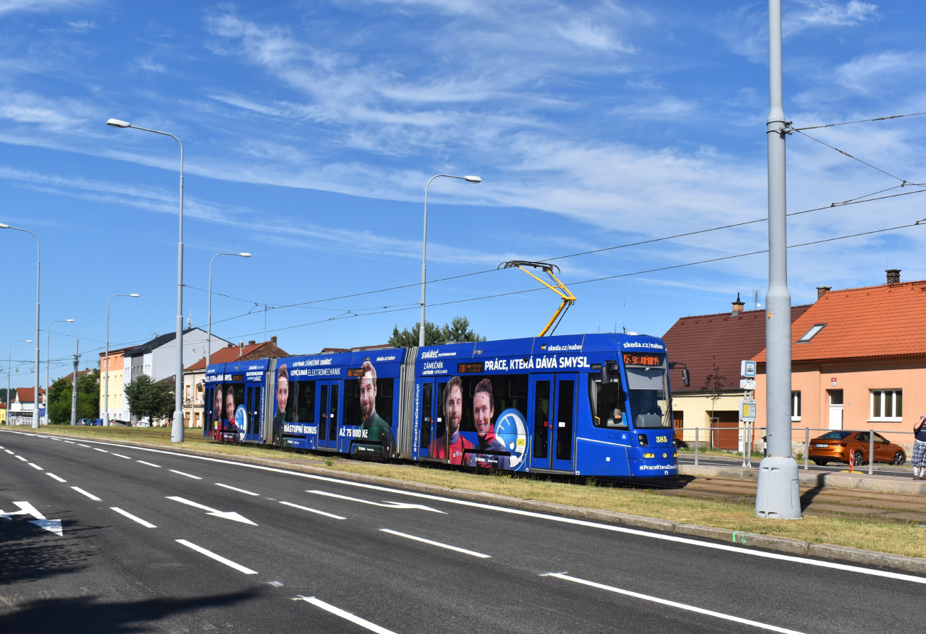 Пльзень, Škoda 40T ForCity Smart № 385