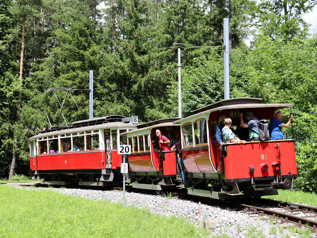 Инсбрук, Двухосный прицепной Graz № 102; Инсбрук — 125 Jahre Linie 6