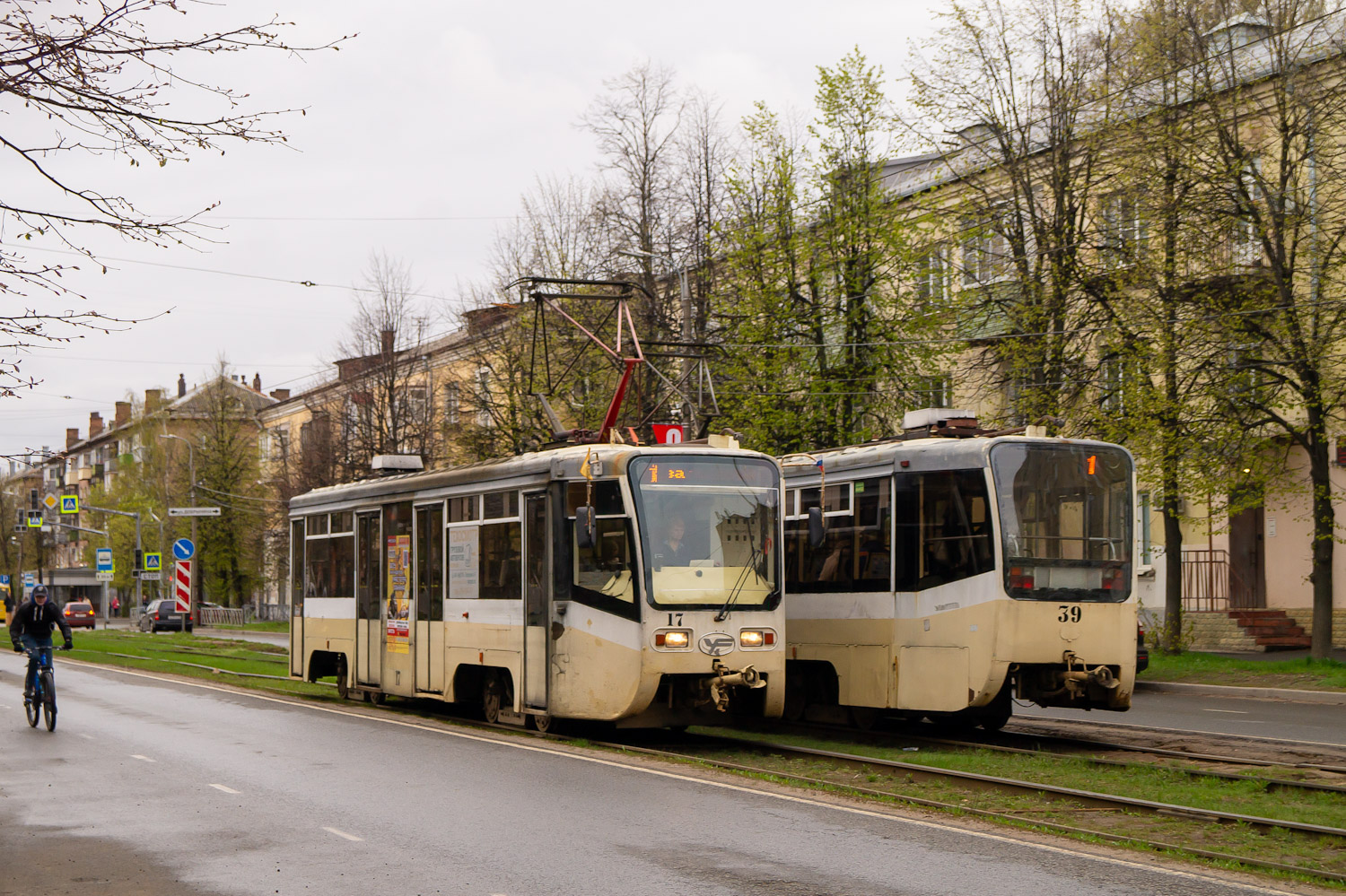 Jarosław, 71-619KT Nr 17