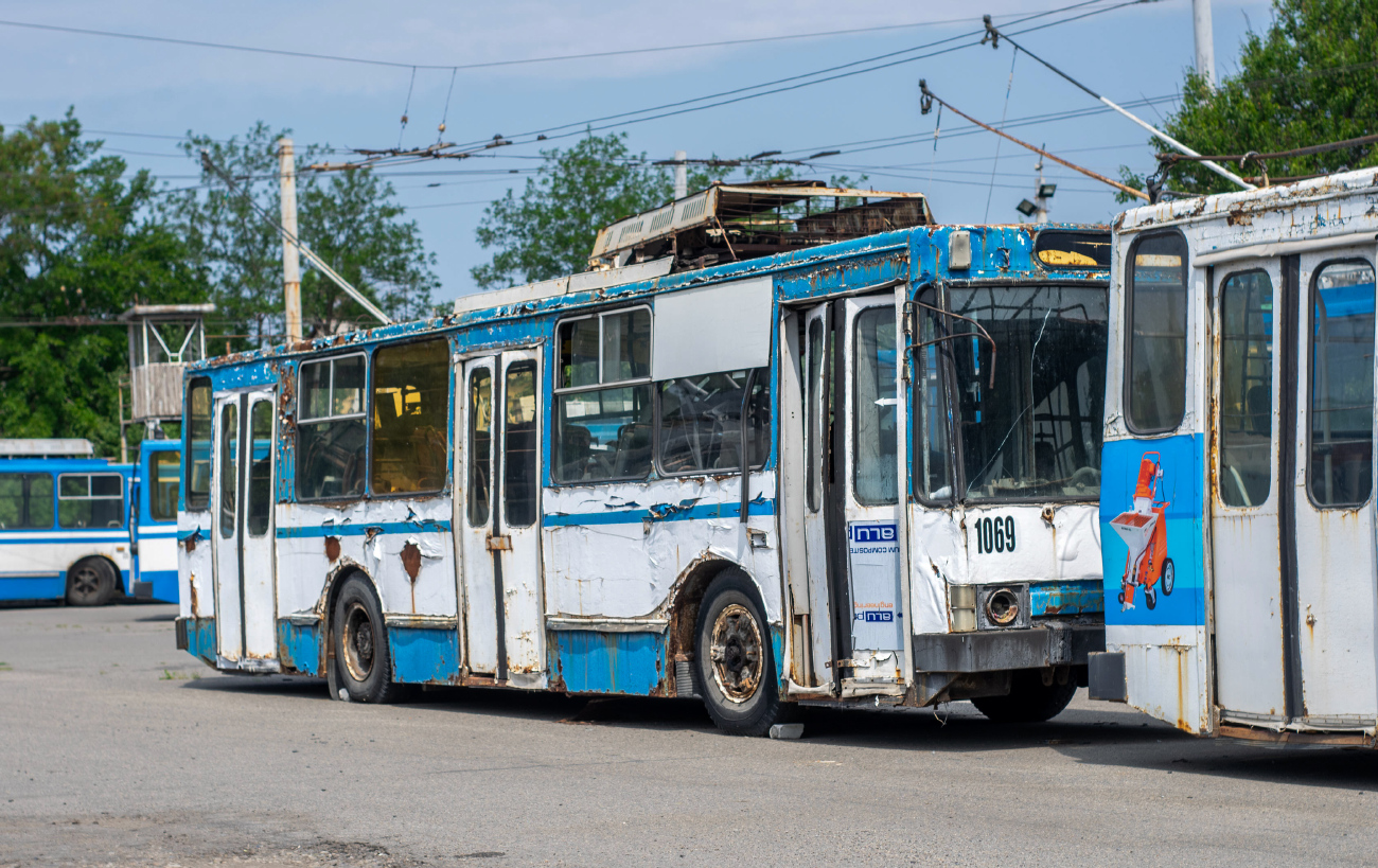 Днепр, ЮМЗ Т1Р (Т2П) № 1069