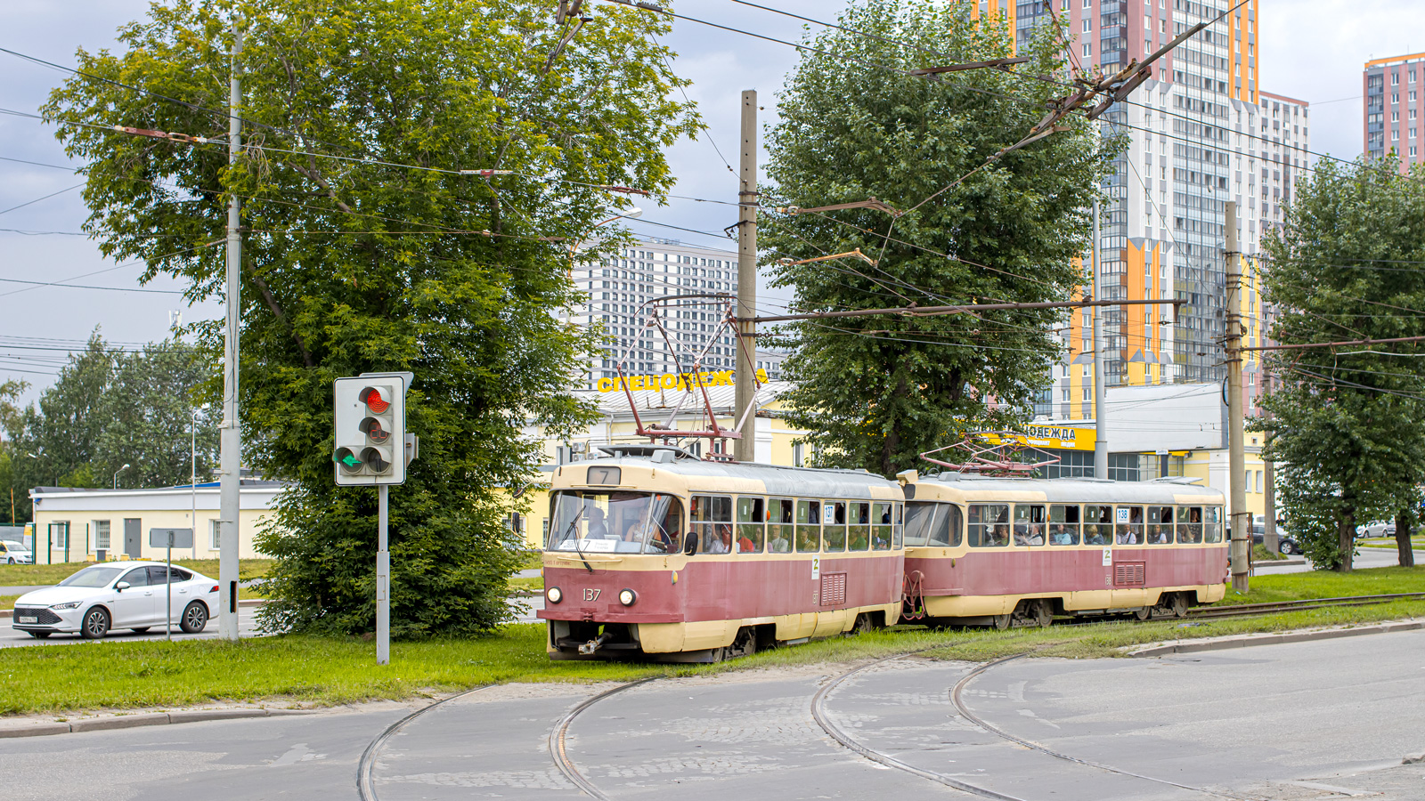 Yekaterinburg, Tatra T3SU № 137