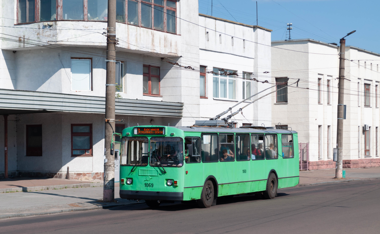 Житомир, ЗиУ-682Г-016 (018) № 1069