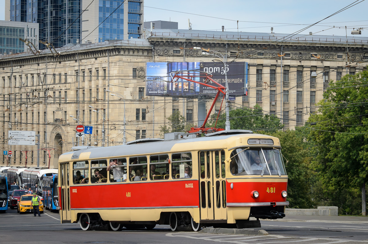 Moscou, Tatra T3SU (2-door) N°. 481