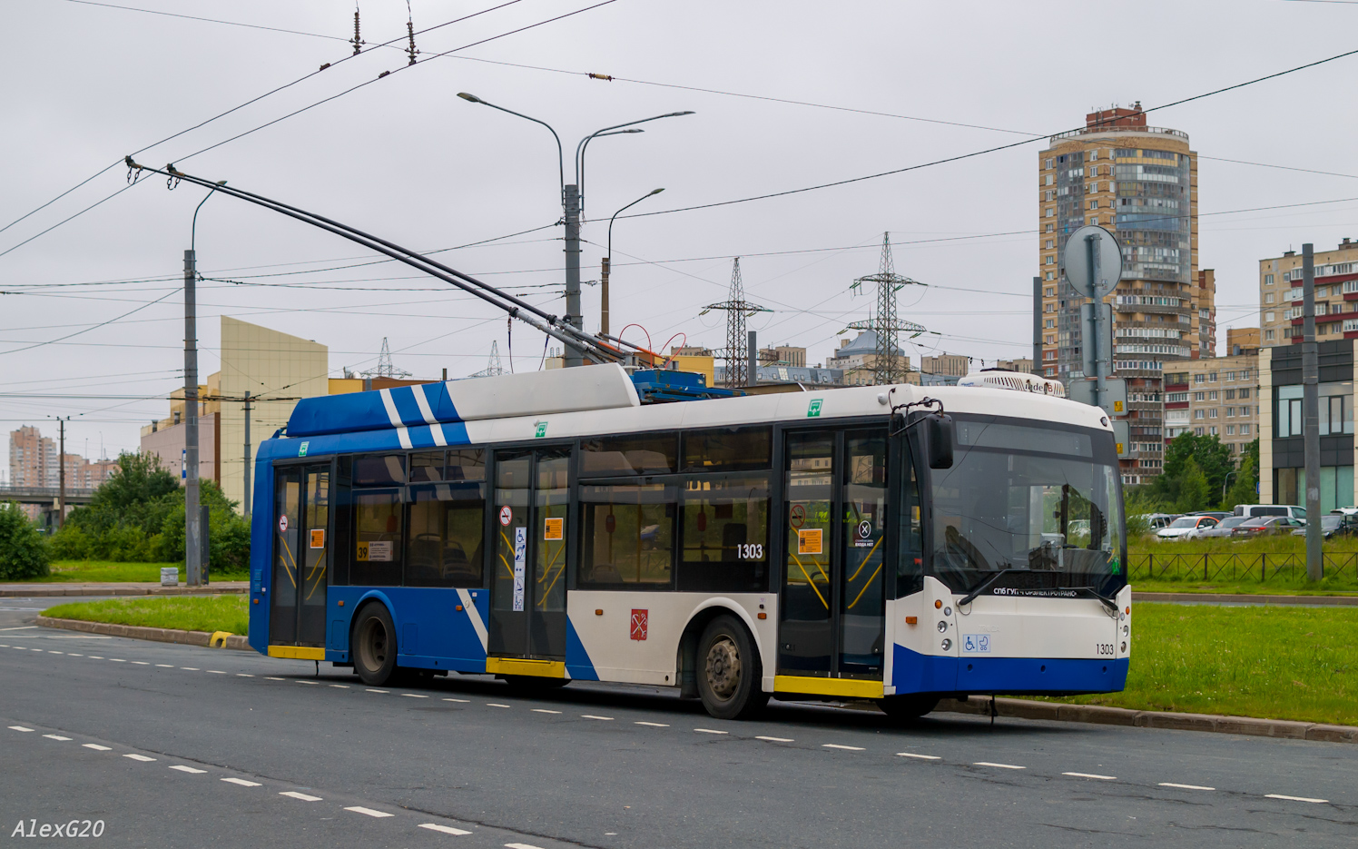 Санкт-Петербург, Тролза-5265.00 «Мегаполис» № 1303