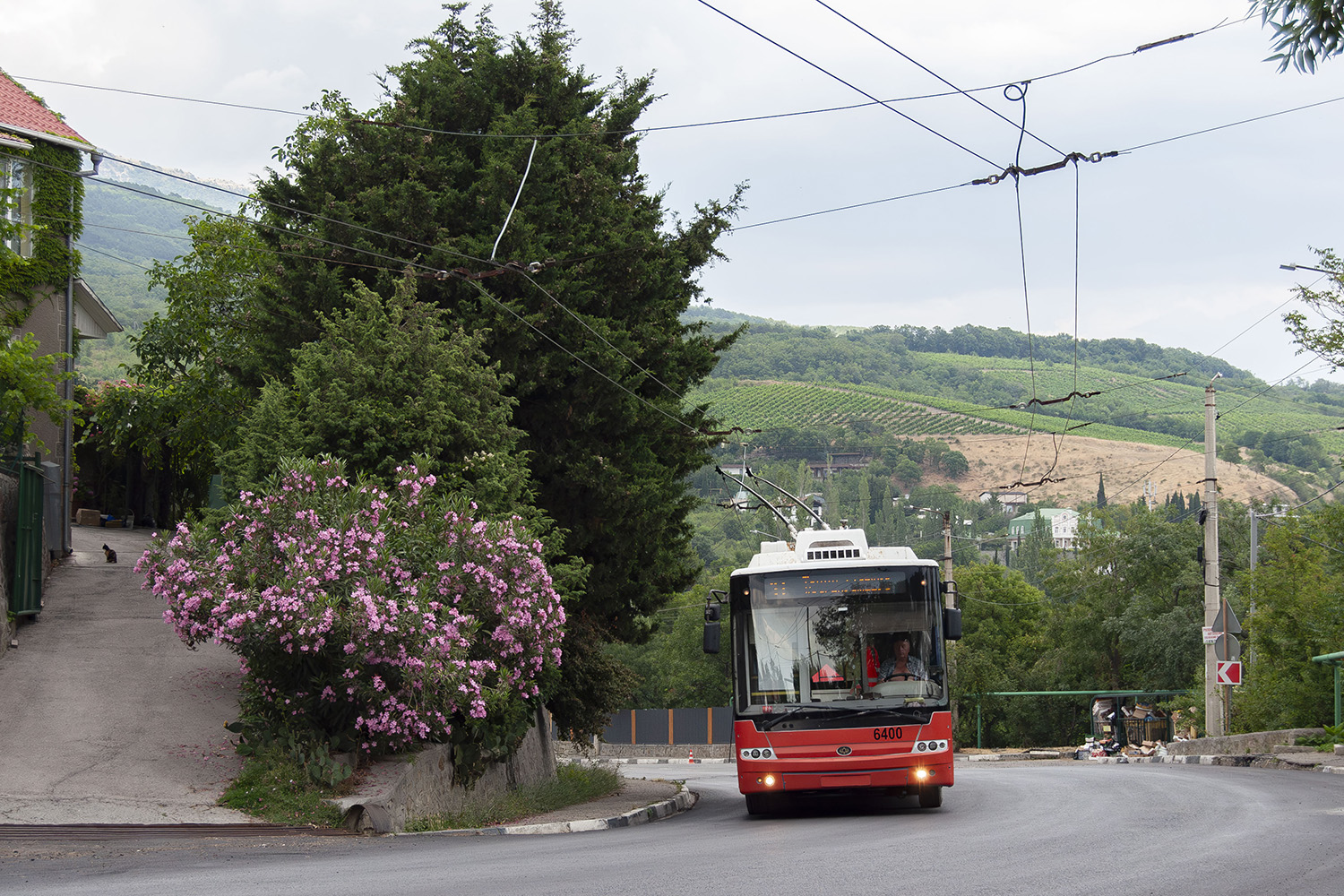 Крымский троллейбус, Богдан Т70115 № 6400