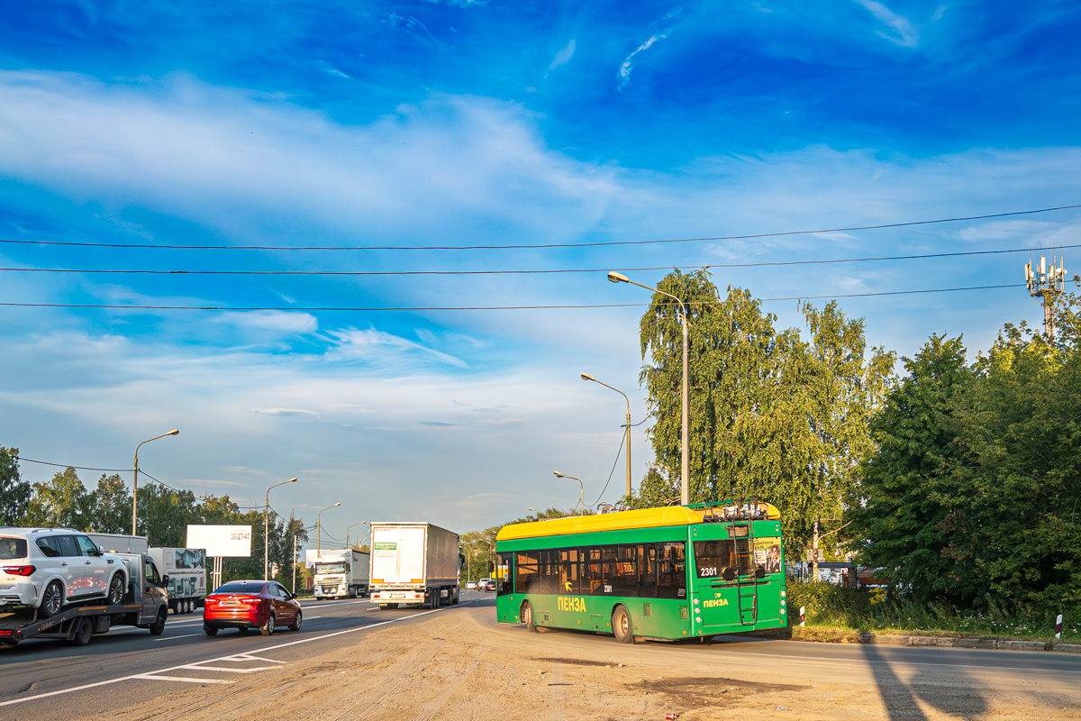 Пенза, УТТЗ-6241.01 «Горожанин» № 2301