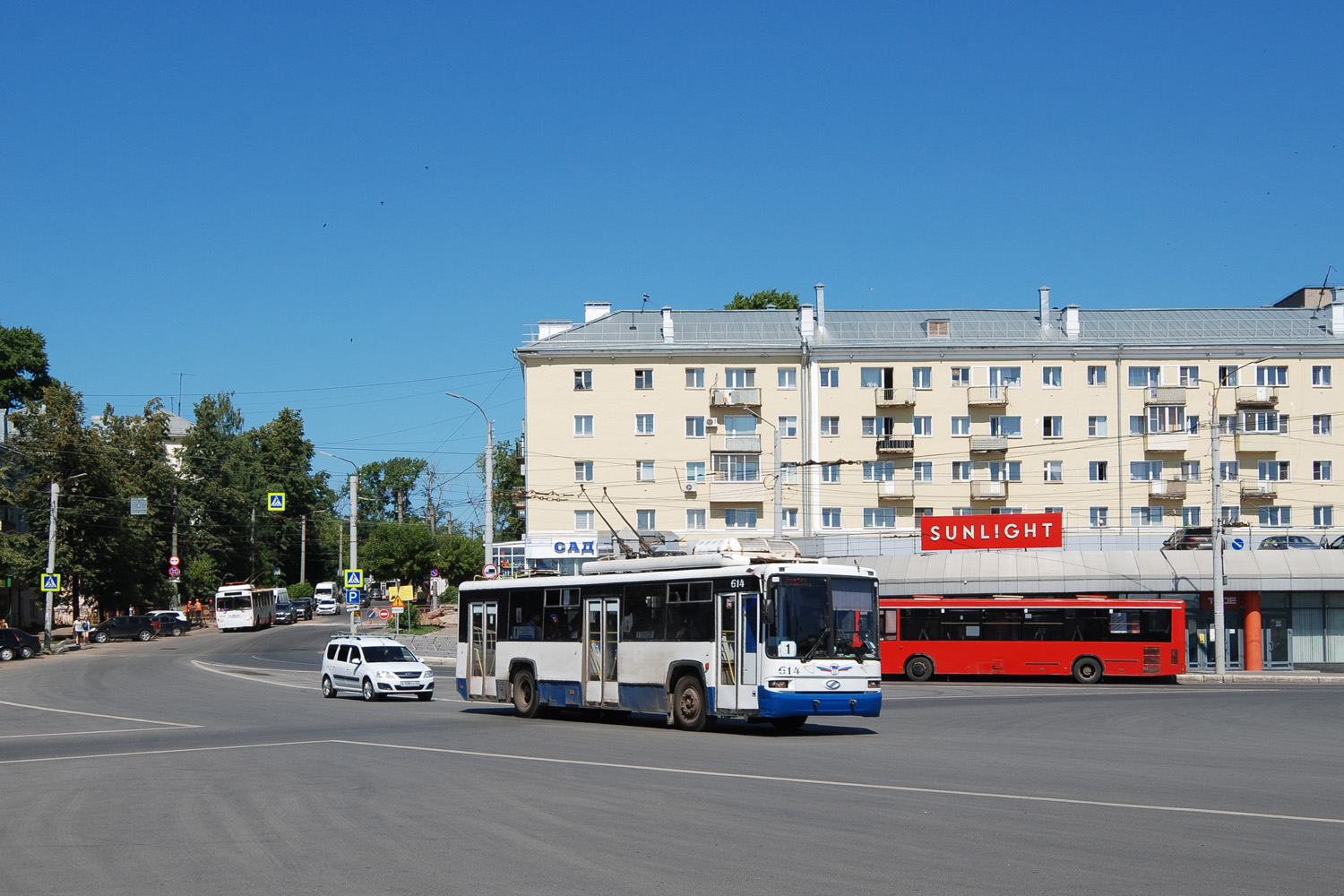 Киров, БТЗ-52768Р № 614