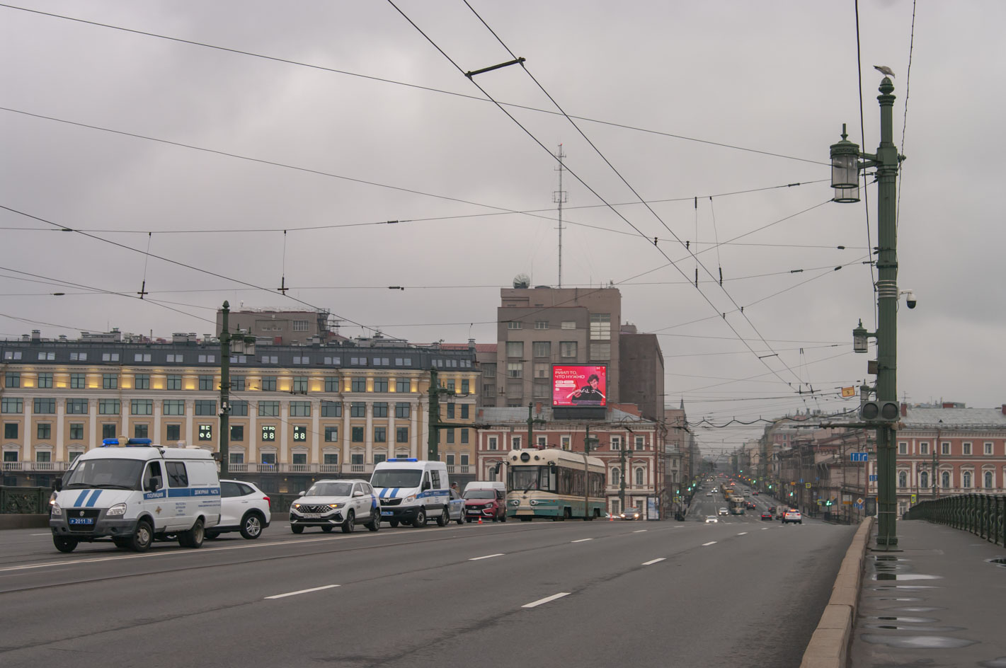 Санкт-Петербург, 71-421Р-01 «Довлатов» № 3815; Санкт-Петербург — Происшествия