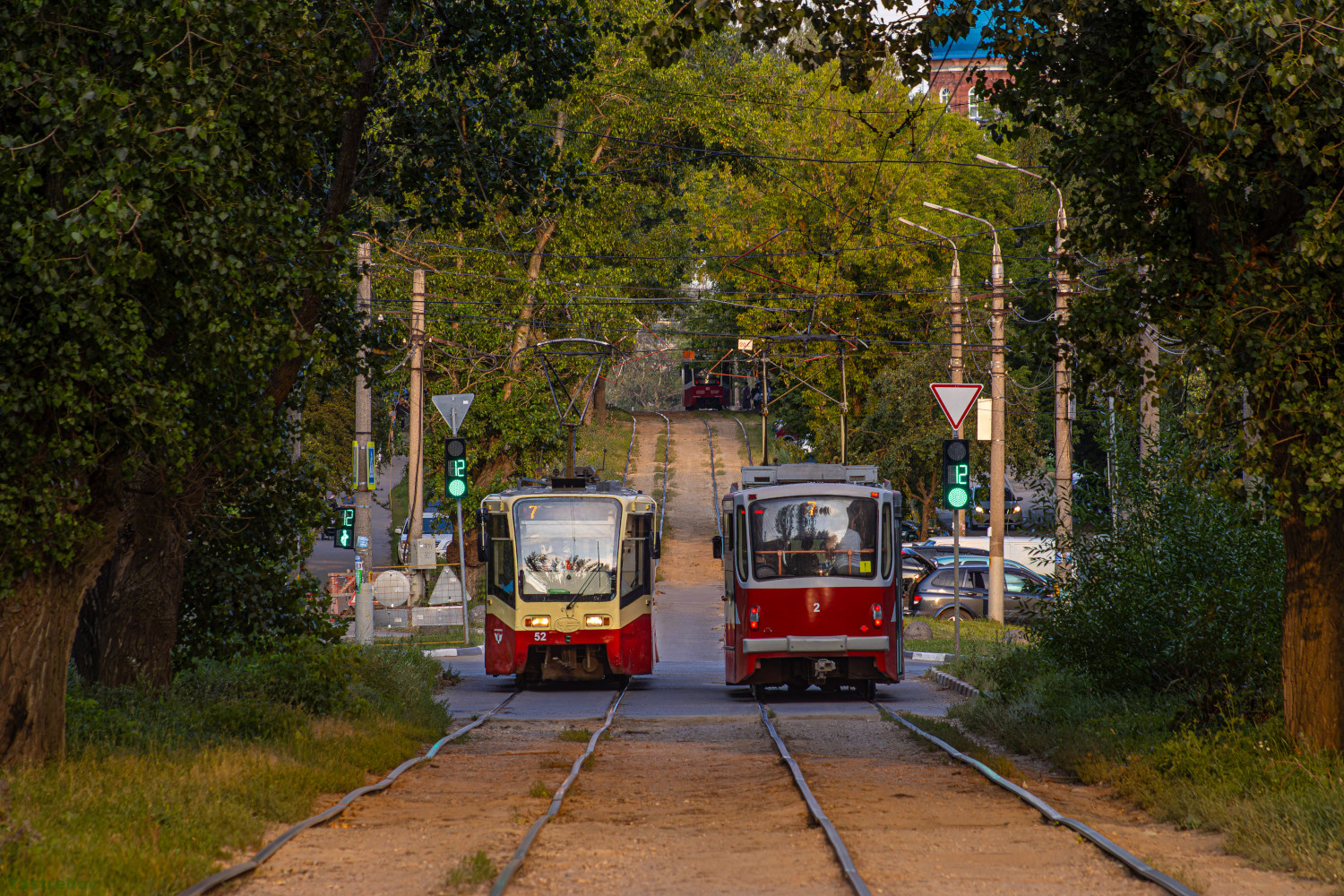 Тула, 71-619КТ № 52; Тула, 71-407 № 2