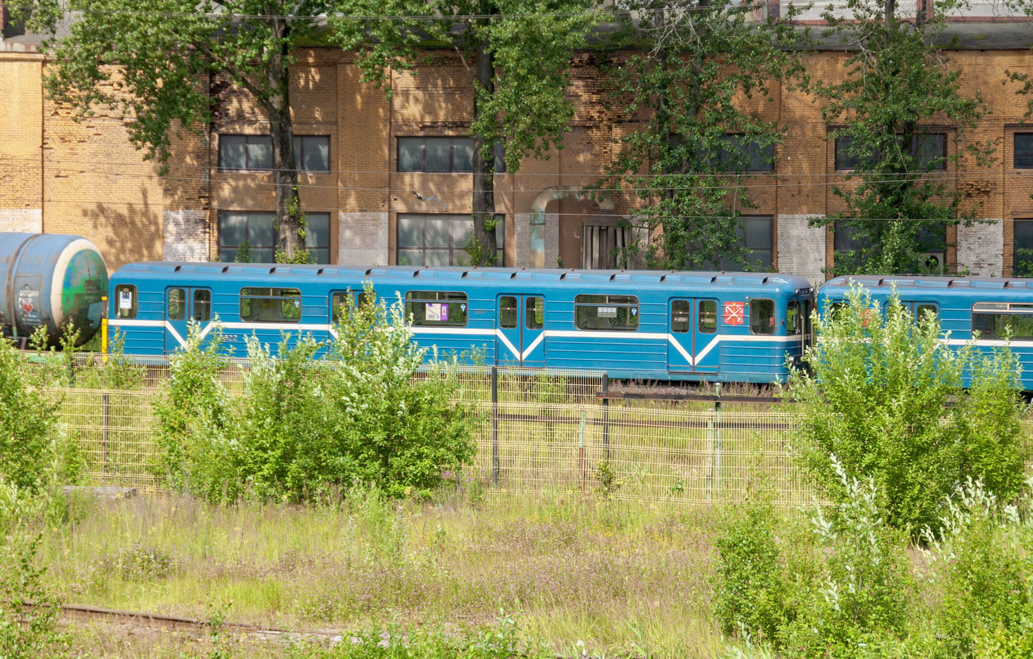 Saint-Petersburg — Metro — Vehicles — Type E and modifications