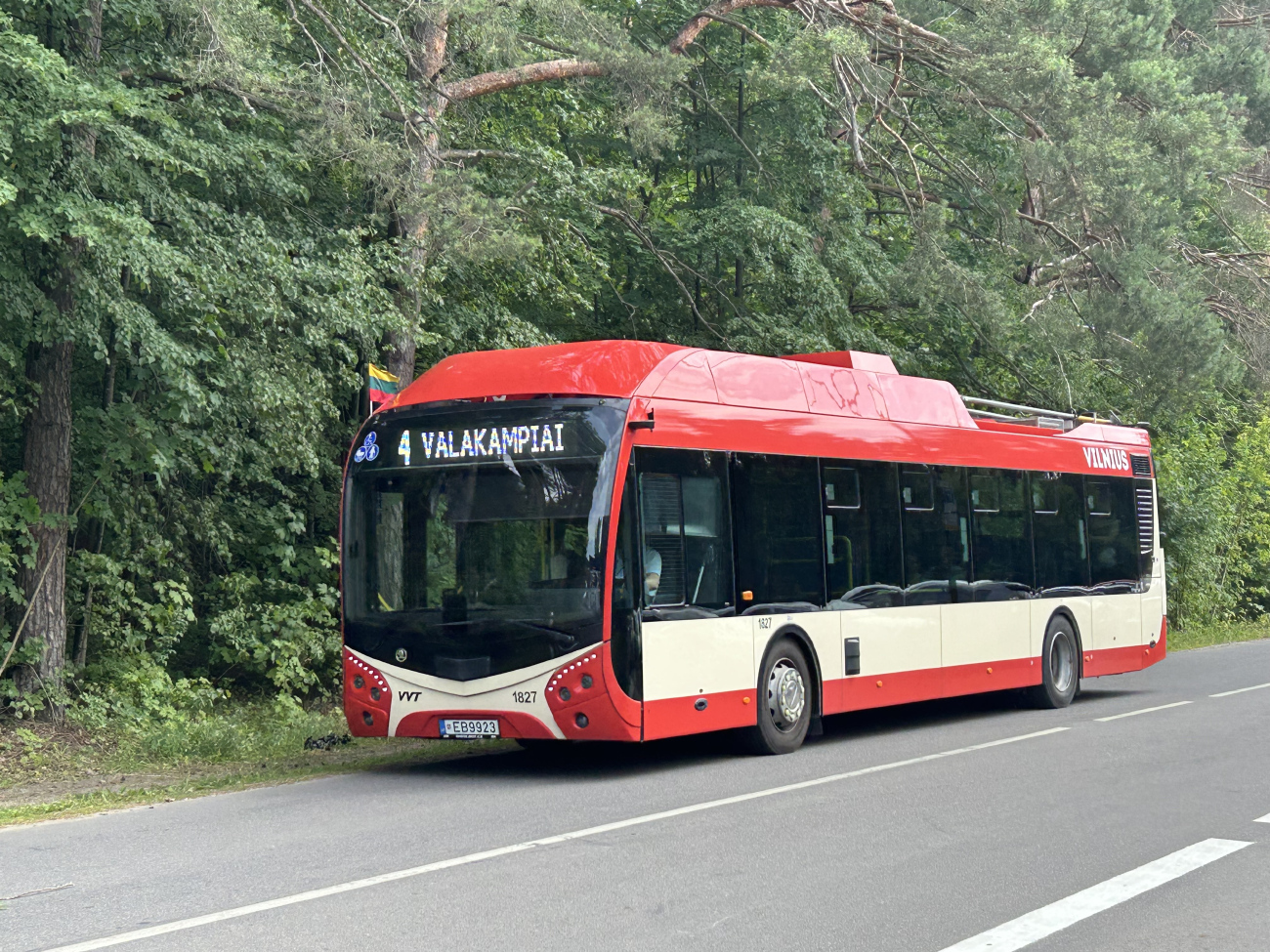 Вильнюс, Škoda 32Tr SOR № 1827