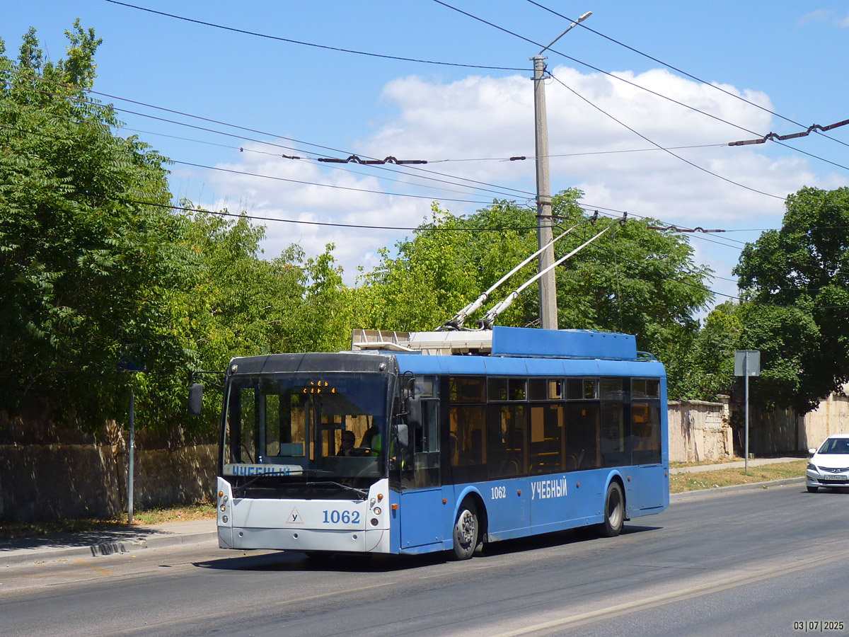 Севастополь, Тролза-5265.00 «Мегаполис» № 1062