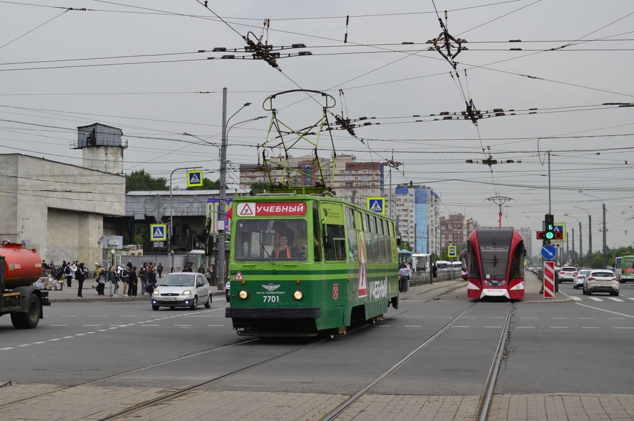 Санкт-Петербург, ЛМ-68М № 7701