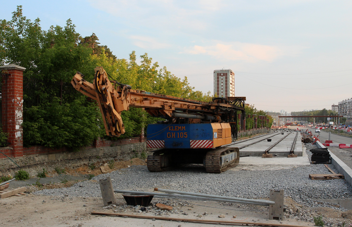 Yekaterinburg — The construction of a tram line to Akademichesky