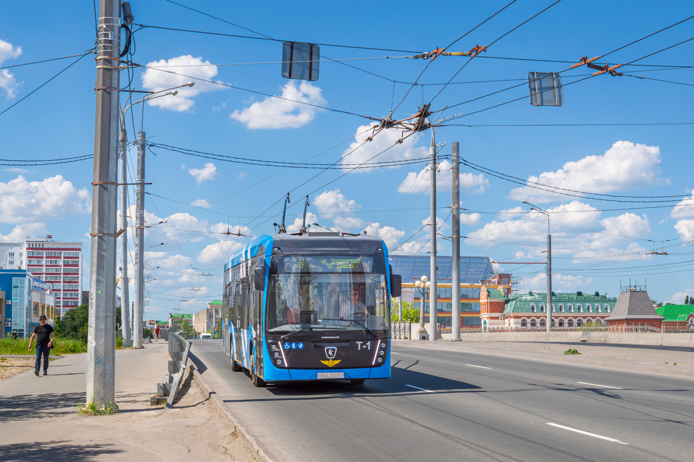 Йошкар-Ола, КАМАЗ-62825 № Т-1