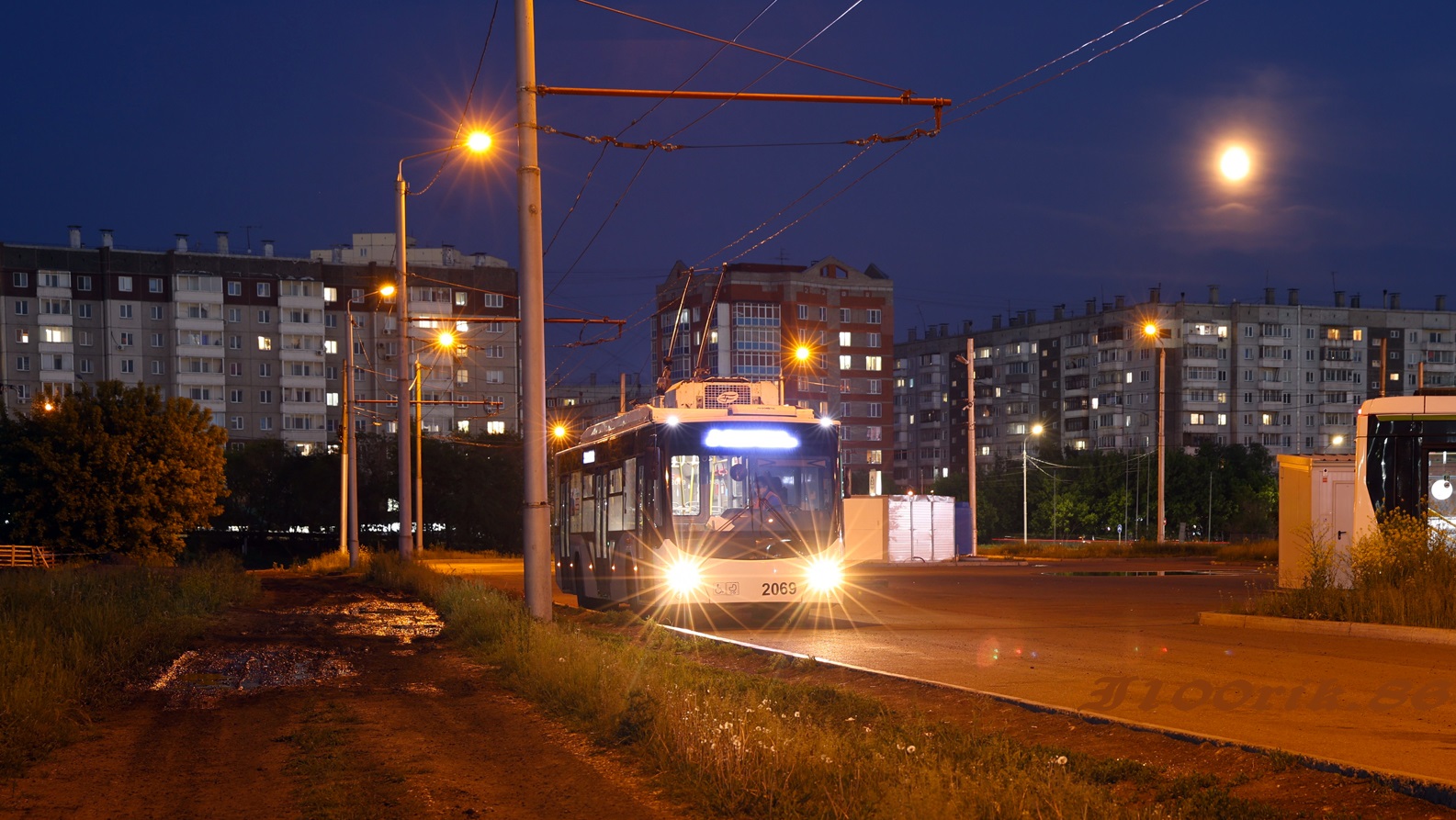Красноярск, ВМЗ-5298.01 «Авангард» № 2069