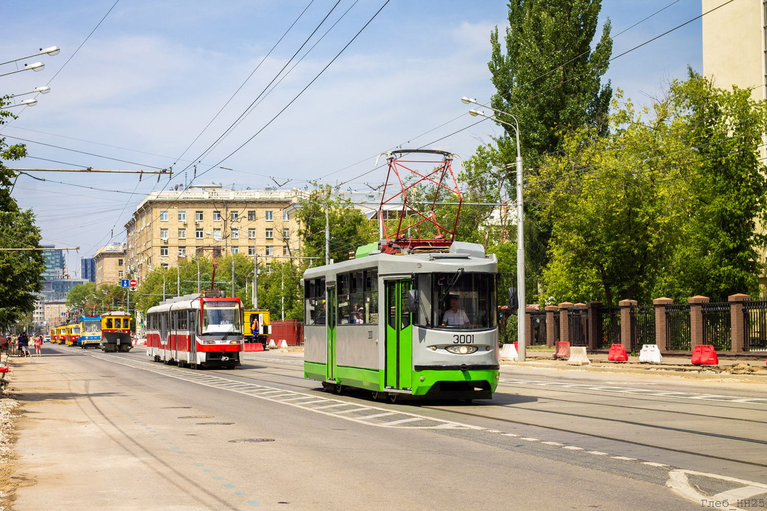 Москва, 71-135 (ЛМ-2000) № 3001; Москва — День Московского транспорта — 2025 (ночные репетиции парада трамваев 05.07.2025 и 10.07.2025, парад и выставка трамваев 12.07.2025)