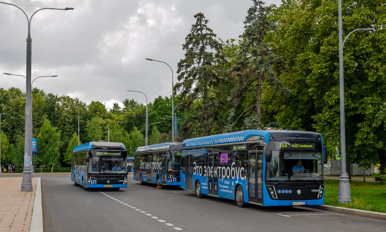 Москва, ЛиАЗ-6274 № 430214; Москва, КАМАЗ-6282 № 430569