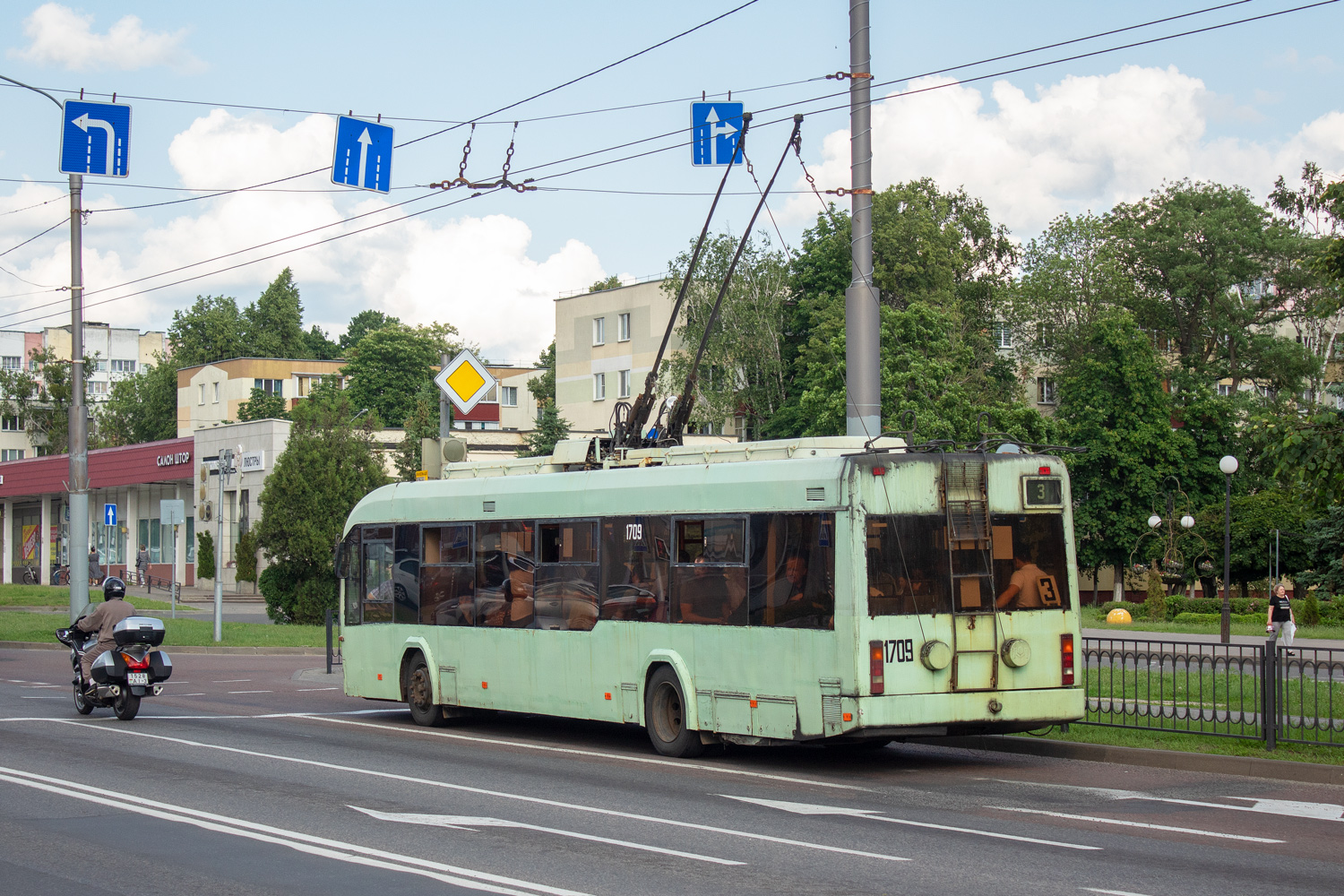 Гомель, БКМ 32102 № 1709