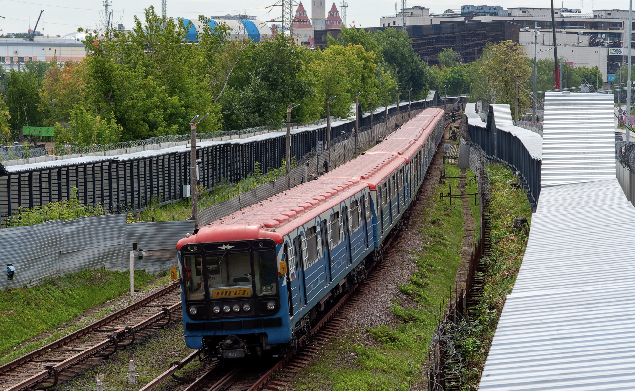 Москва, 81-717.5 (ЛВЗ/ВМ) № 10141