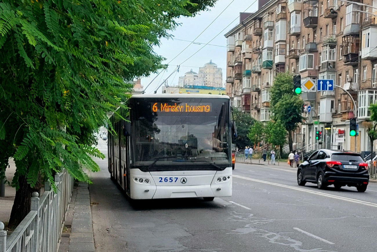 Киев, ЛАЗ E301D1 № 2657