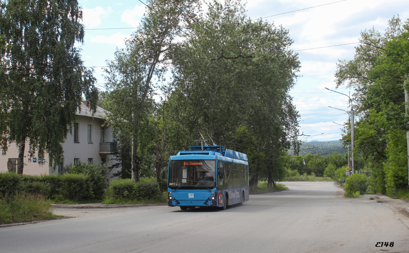 Миасс, Тролза-5265.00 «Мегаполис» № 144
