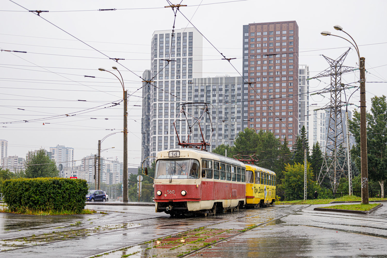 Jekatěrinburg, Tatra T3SU č. 560