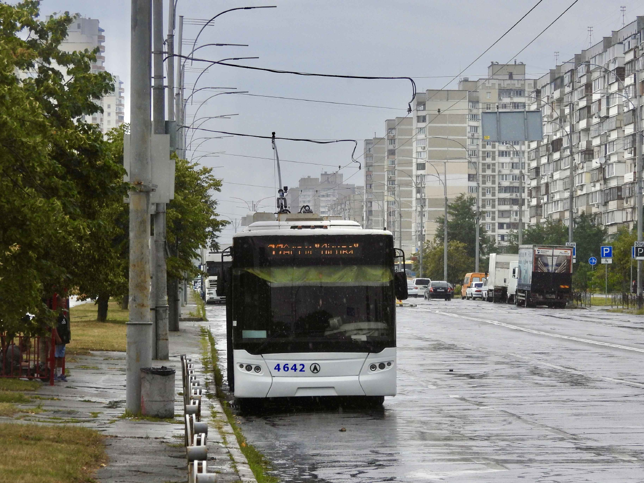 Киев, ЛАЗ E301D1 № 4642