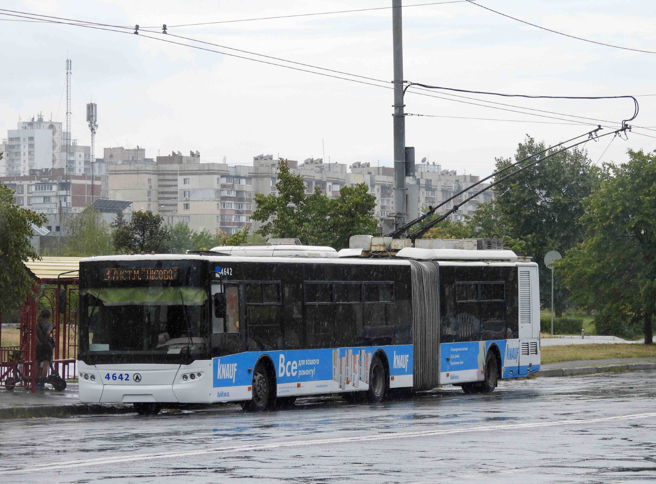 Киев, ЛАЗ E301D1 № 4642