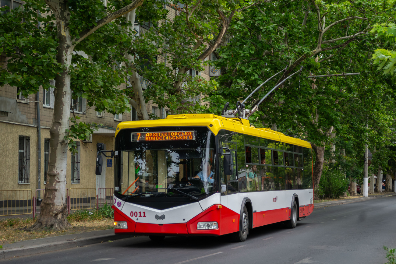 Одесса, БКМ 321 № 0011