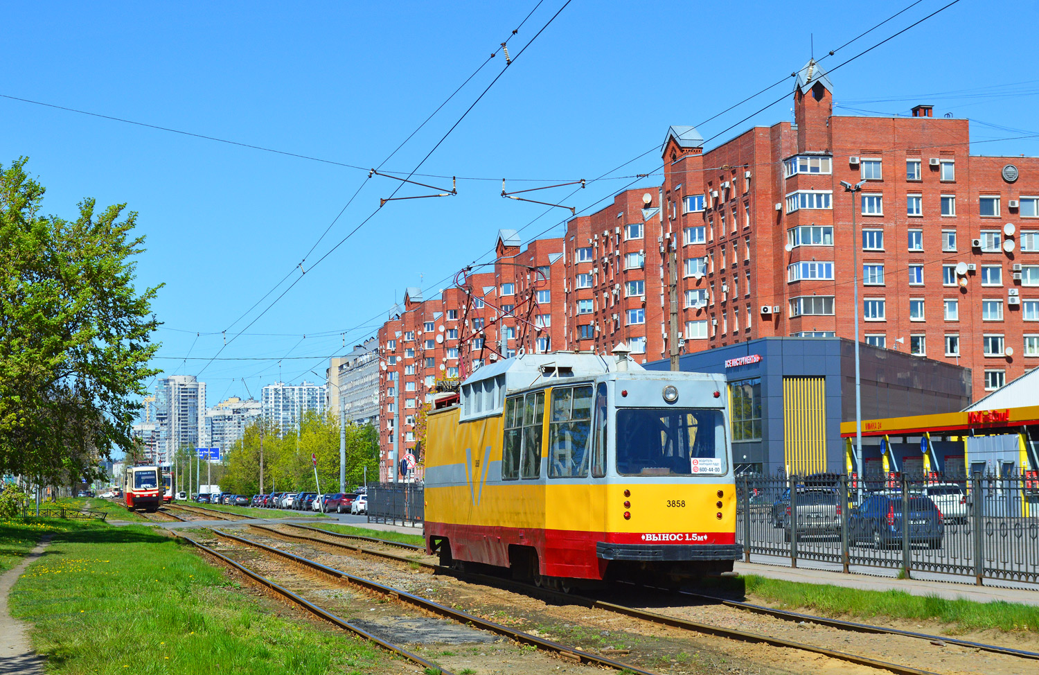 Санкт-Петербург, ЛМ-68М № С-3858