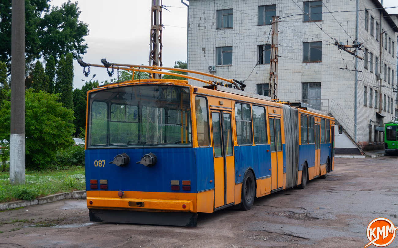 Jytomyr, Škoda 15Tr13/6M N°. 087