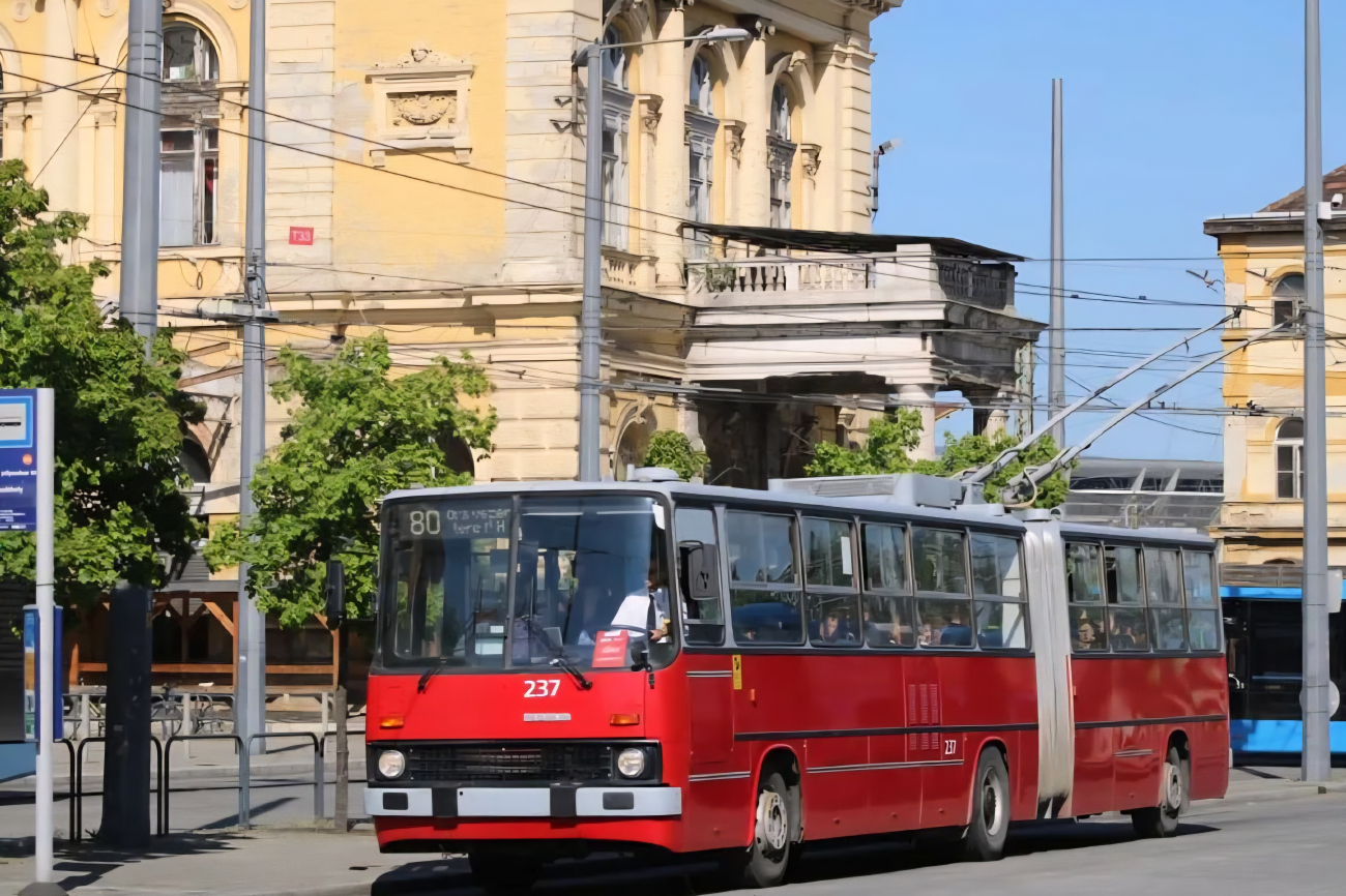 Будапешт, Ikarus 280.94 № 237