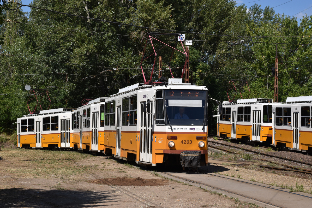 Budapest, Tatra T5C5K2 № 4203