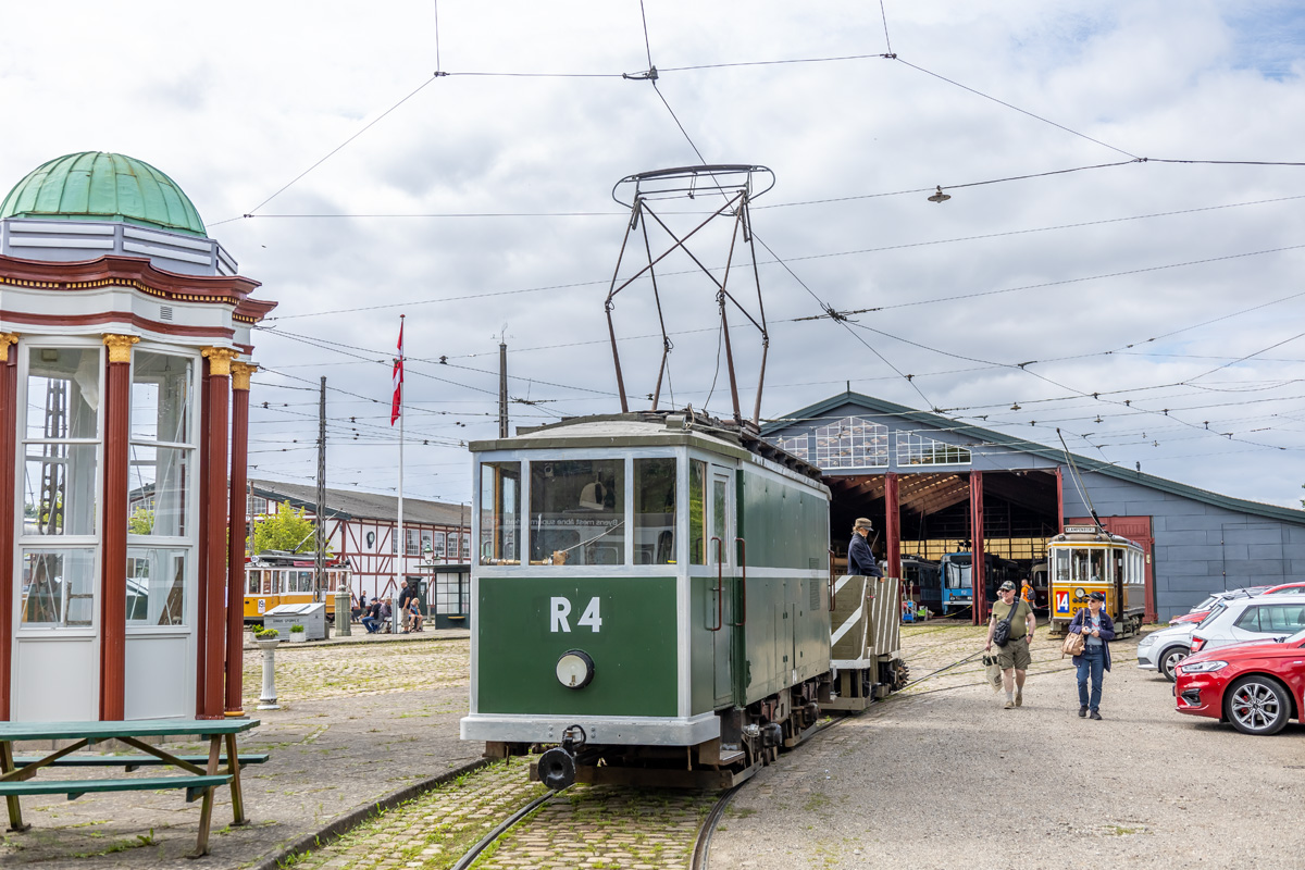 Skjoldenæsholm, Schörling 2-axle service car N°. R4