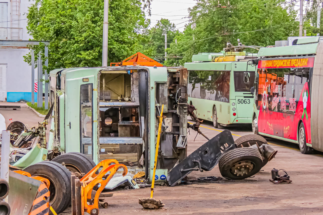 Минск, БКМ 32102 № 5430