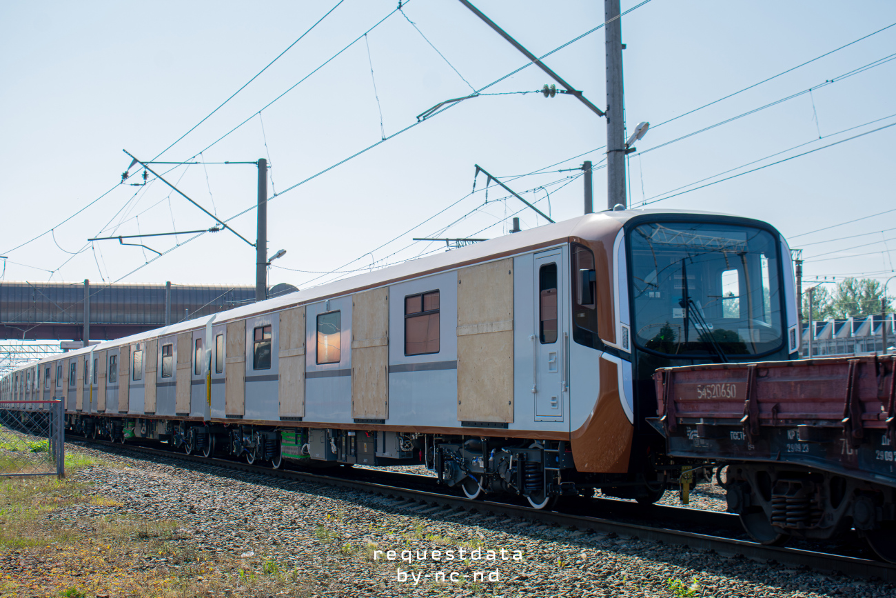 Санкт Петербург, 81-725.1  «Балтиец» № 25077; Санкт Петербург — Метрополитен — Перегонка вагонов метро по ж/д