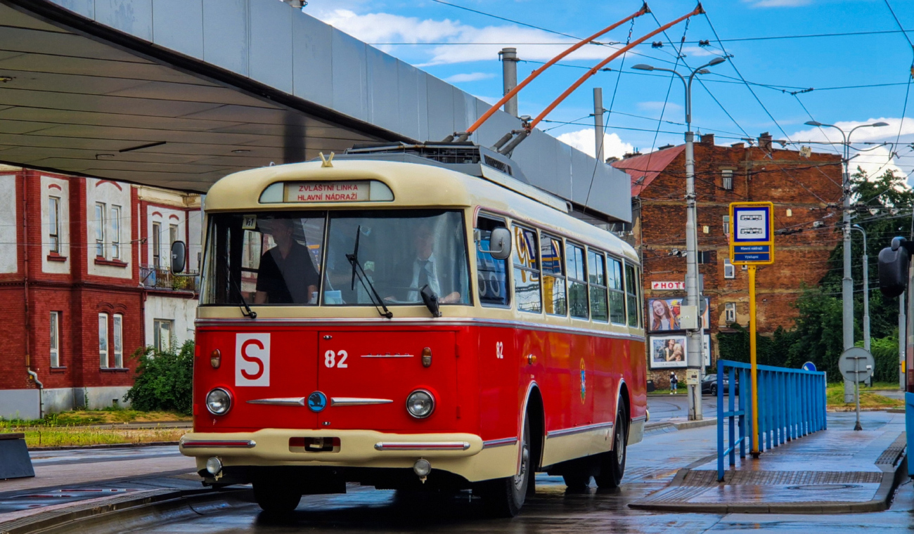 Острава, Škoda 9TrH23 № 82
