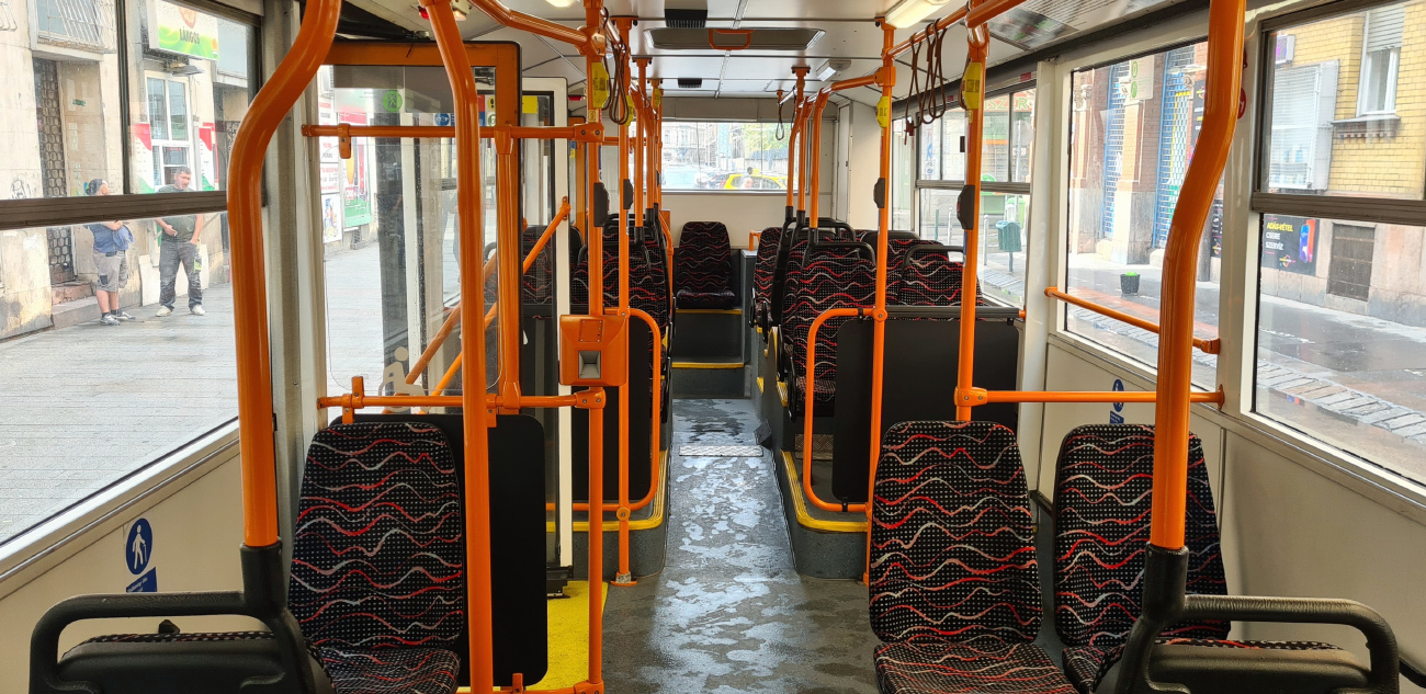 Будапешт, Ikarus 411T № 400