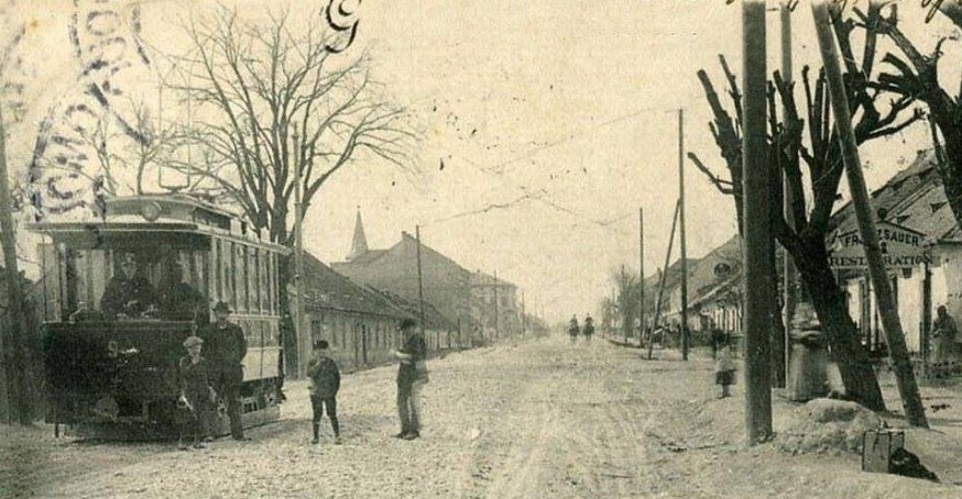 Olomouc, Graz 2-axle motor car Br. 9