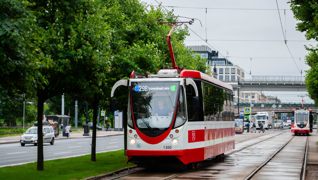 Sanktpēterburga, 71-134A (LM-99AVN) № 1350 Sanktpēterburga, 71-134A (LM-99AVN) № 1350