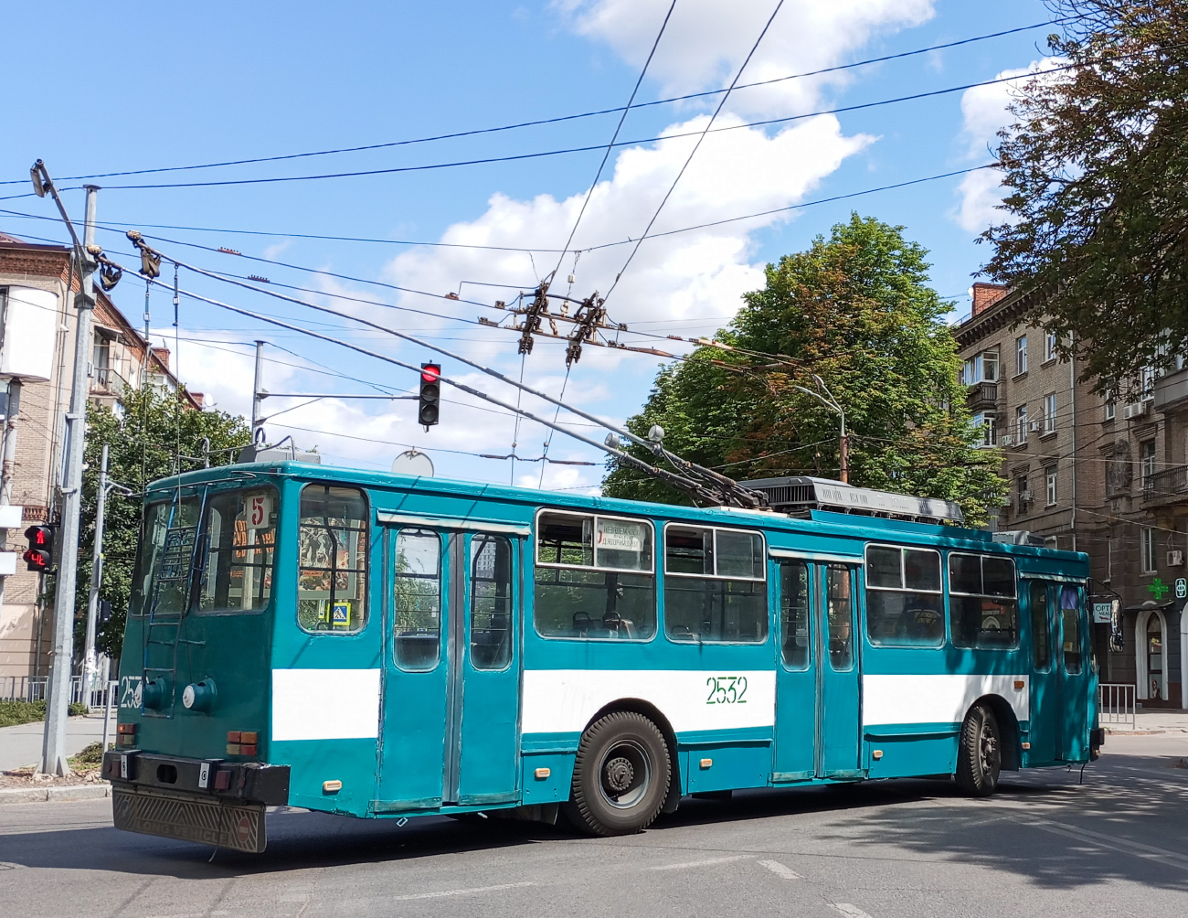 Dnipras, YMZ T2 nr. 2532