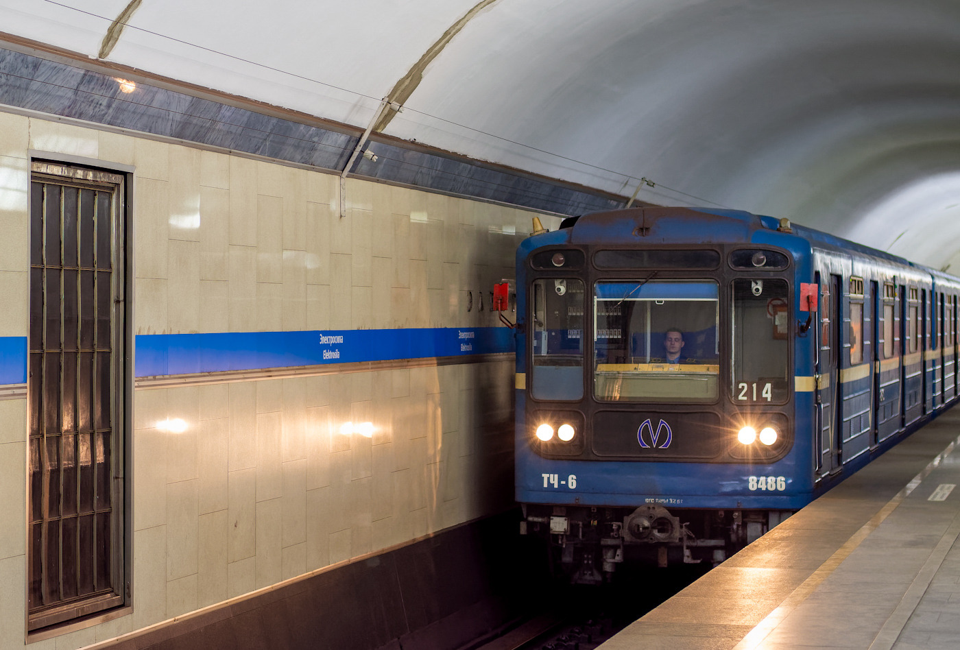 Санкт-Петербург, 81-717 (ЛВЗ) № 8486